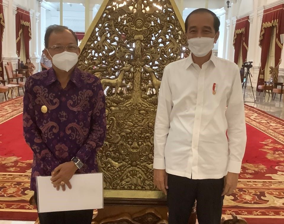 podiumnews.com-Penuhi Target Vaksinasi, Gubernur Koster Minta Tambahan 3 Juta Vaksin ke Presiden